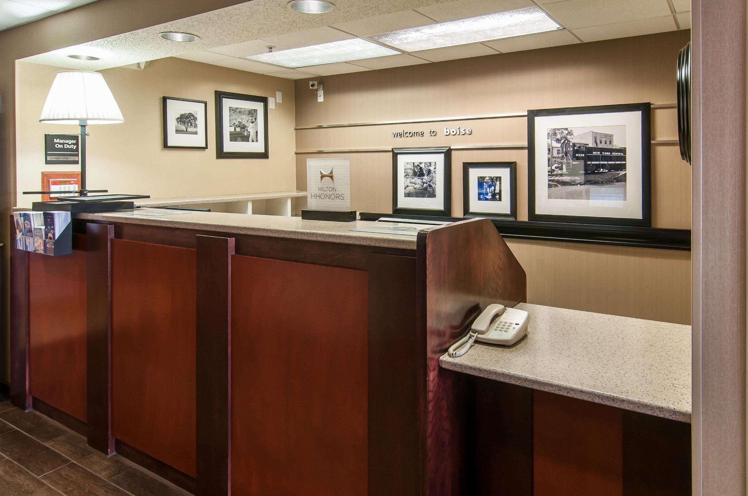 Hampton Inn Boise - Airport Exterior photo